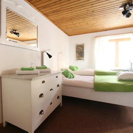 Bergperle / Maperla Guest house *